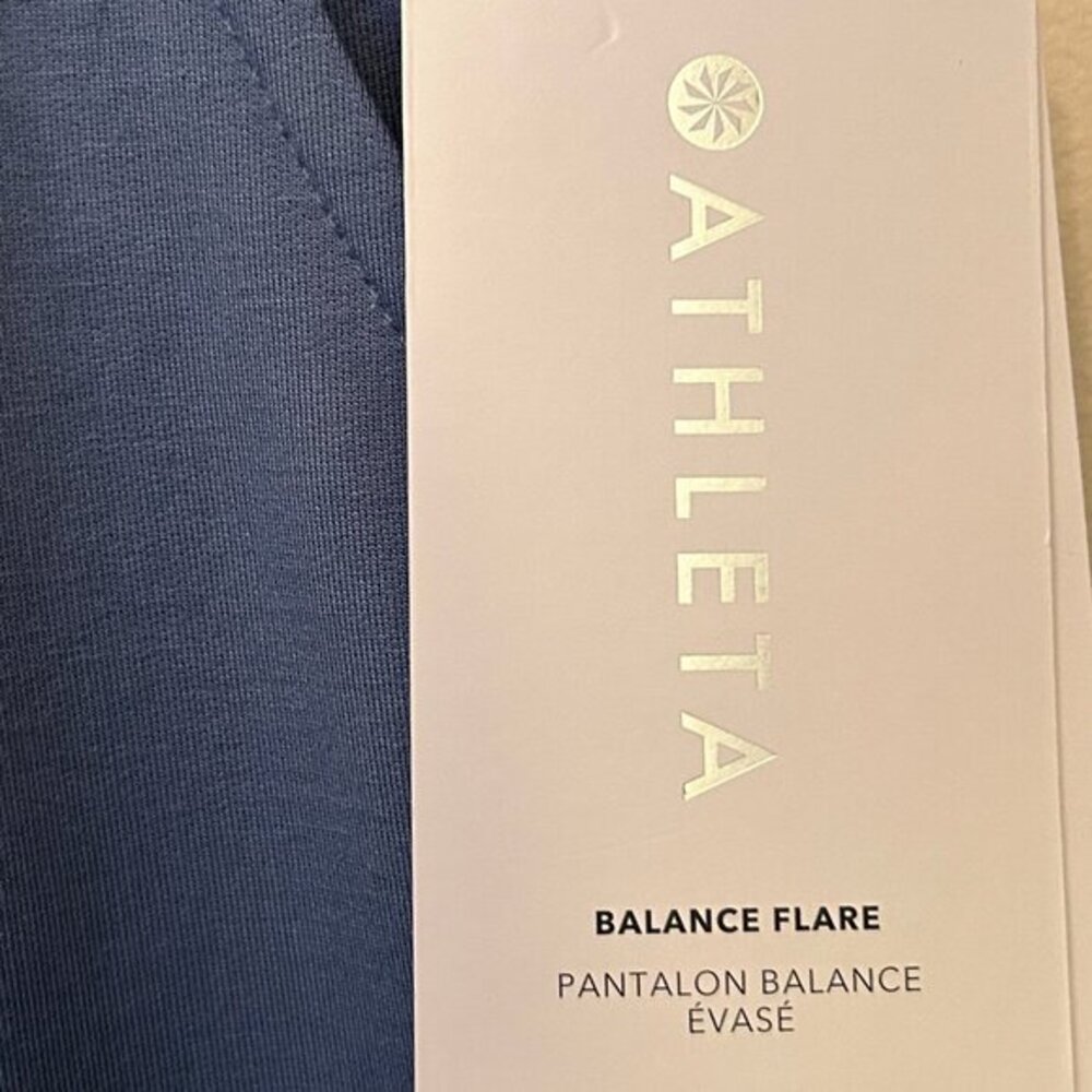 NWT Athleta blue Balance Flare Pant sz 1X--SOLD OUT on Athleta site - Picture 8 of 16